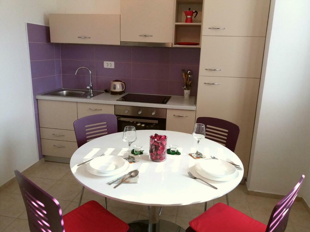 Apartments Mestrovic Lopar Zewnętrze zdjęcie