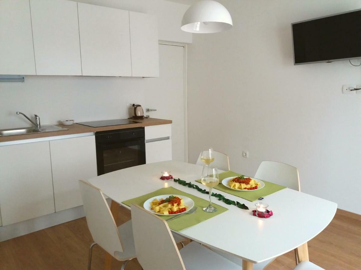 Apartments Mestrovic Lopar Zewnętrze zdjęcie